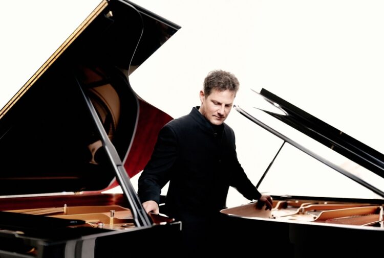 RBSO Presents Musical Friendship - TRAVELINDEX